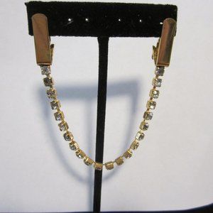 Georgeous  Vintage  Sweater Clip